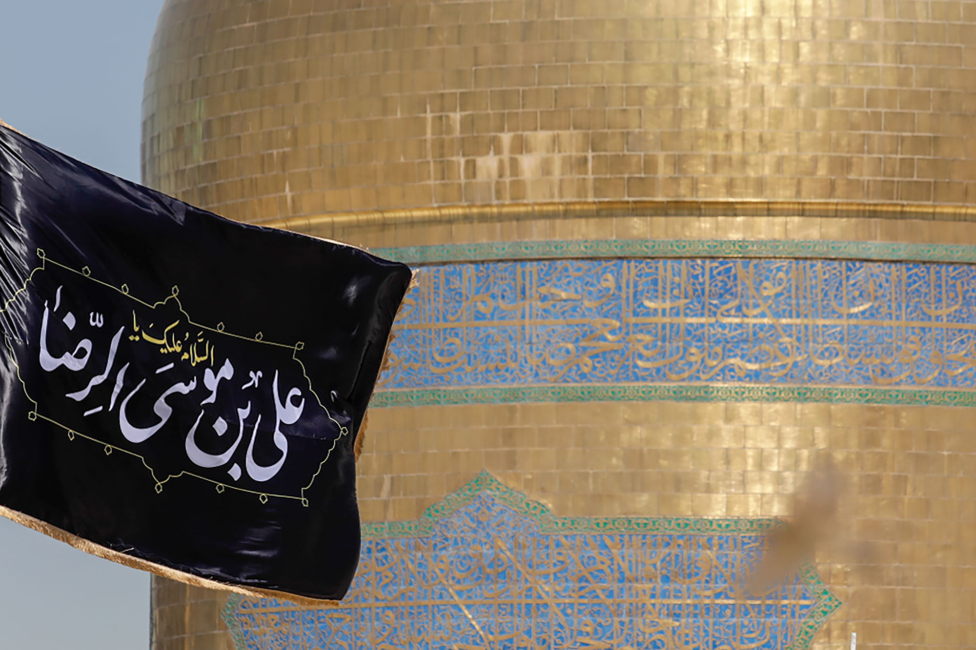 عکس با کیفیت : سیاه‌پوشی حرم بمناسبت روز زیارتی امام رضا علیه‌السلام