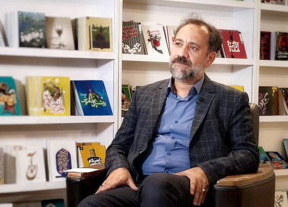 یک قرن فعالیت فرهنگی کتاب محور / انتشار 80 میلیون نسخه کتاب در آستان قدس رضوی
