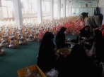 آماده سازی 1000 بسته معیشتی توسط خادمیار و یاور رضوی در نجف آباد