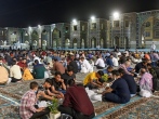 سفره‌های پذیرایی دهه کرامت در صحن امام حسن مجتبی(ع) گسترده می‌شود
