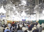 حضور زائران غیرایرانی در مراسم دعای عرفه حرم مطهر رضوی