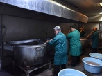 هجدهمین قرار خدمت کفشداران کشیک ششم / میزبانی از جاماندگان اربعین با ۱۵ هزار وعده غذای گرم
