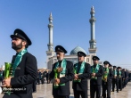 پذیرایی خادمان حضرت رضا(ع) از عزاداران زائر حرم حضرت معصومه(س)