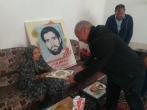 تجلیل خادمیاران رضوی از خانواده شهید بهرامی‌پور در بروجرد