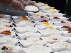 ۳۶۰ پرس غذای گرم بین نیازمندان شهرستان شاهرود توزیع شد