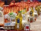 توزیع ۶۰۰ بسته معیشتی رضوی در ماه رمضان در همدان