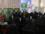 بانوان اردو زبان میلاد امام رضا(ع) را در حرم مطهر رضوی جشن گرفتند