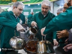 خدمت در چایخانه حرم امام رضا(ع) افتخار بزرگی است