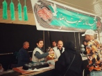 پذیرایی از سوگواران امام صادق (ع) در چایخانه امام رضا (ع) بروجرد 