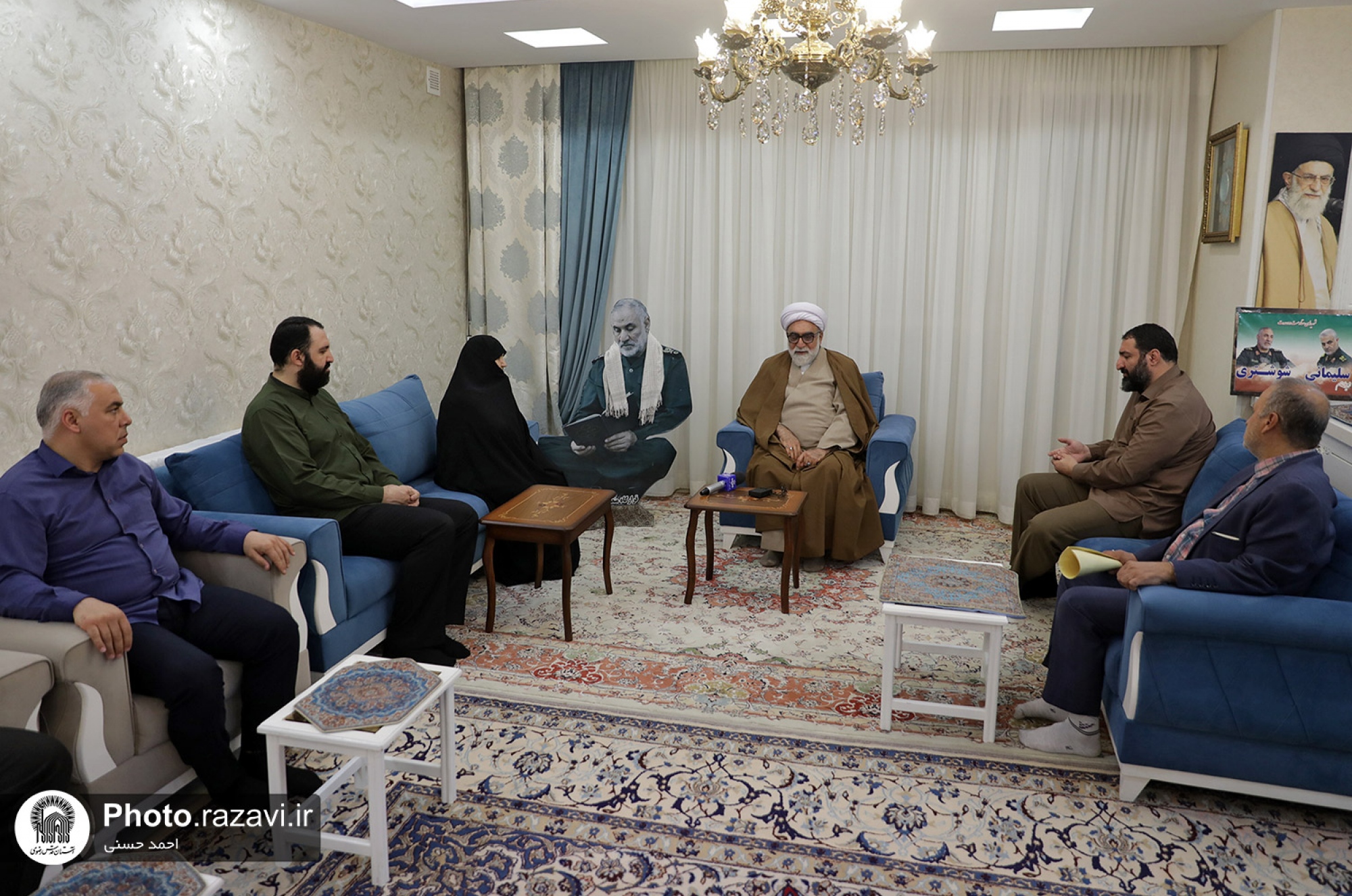 حضور تولیت آستان قدس رضوی در منزل سردار شهید نور علی شوشتری