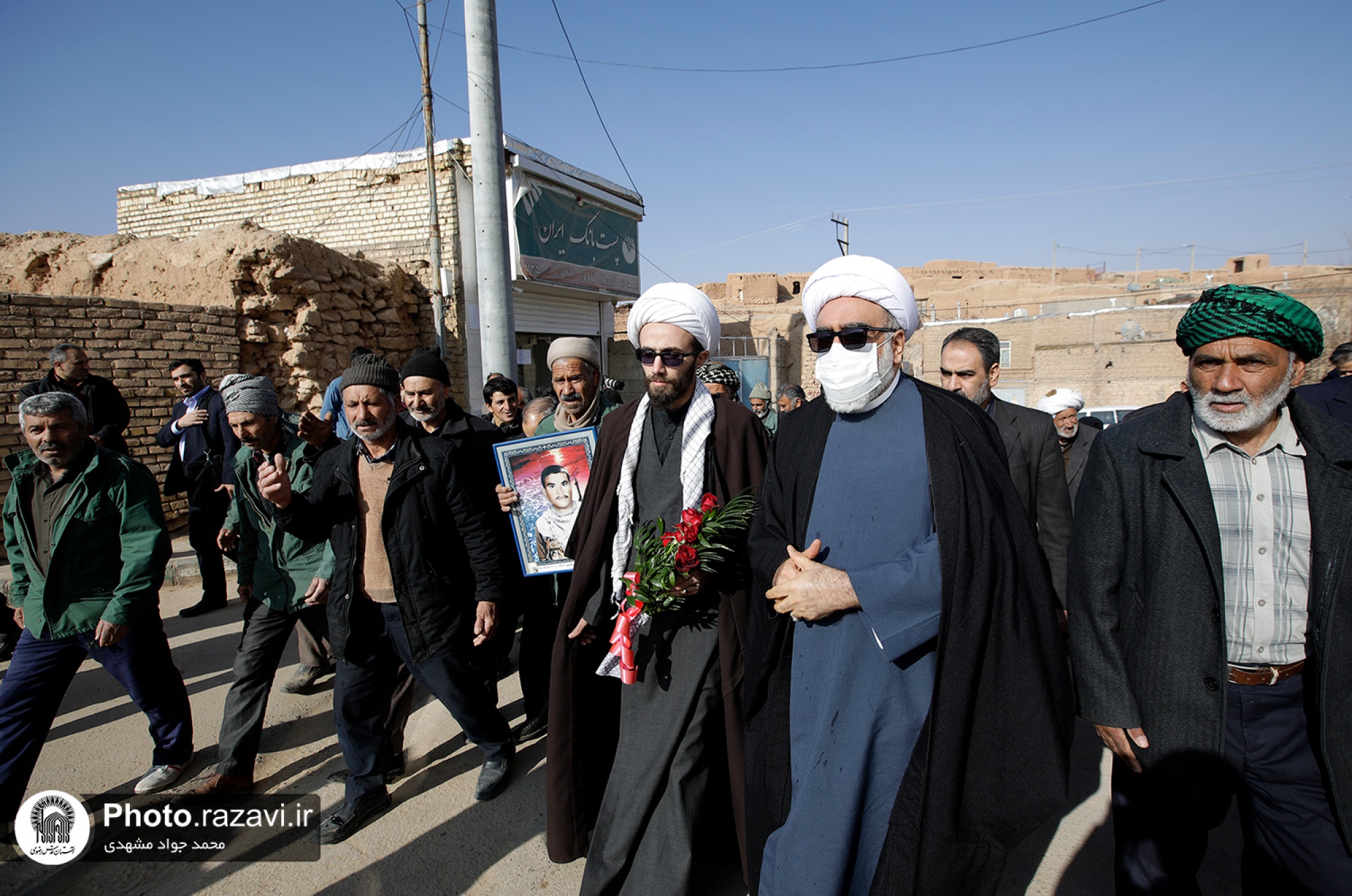 حضو‌ر تولیت آستان قدس رضوی ‌در جمع اهالی روستای «هندل آباد» مشهد