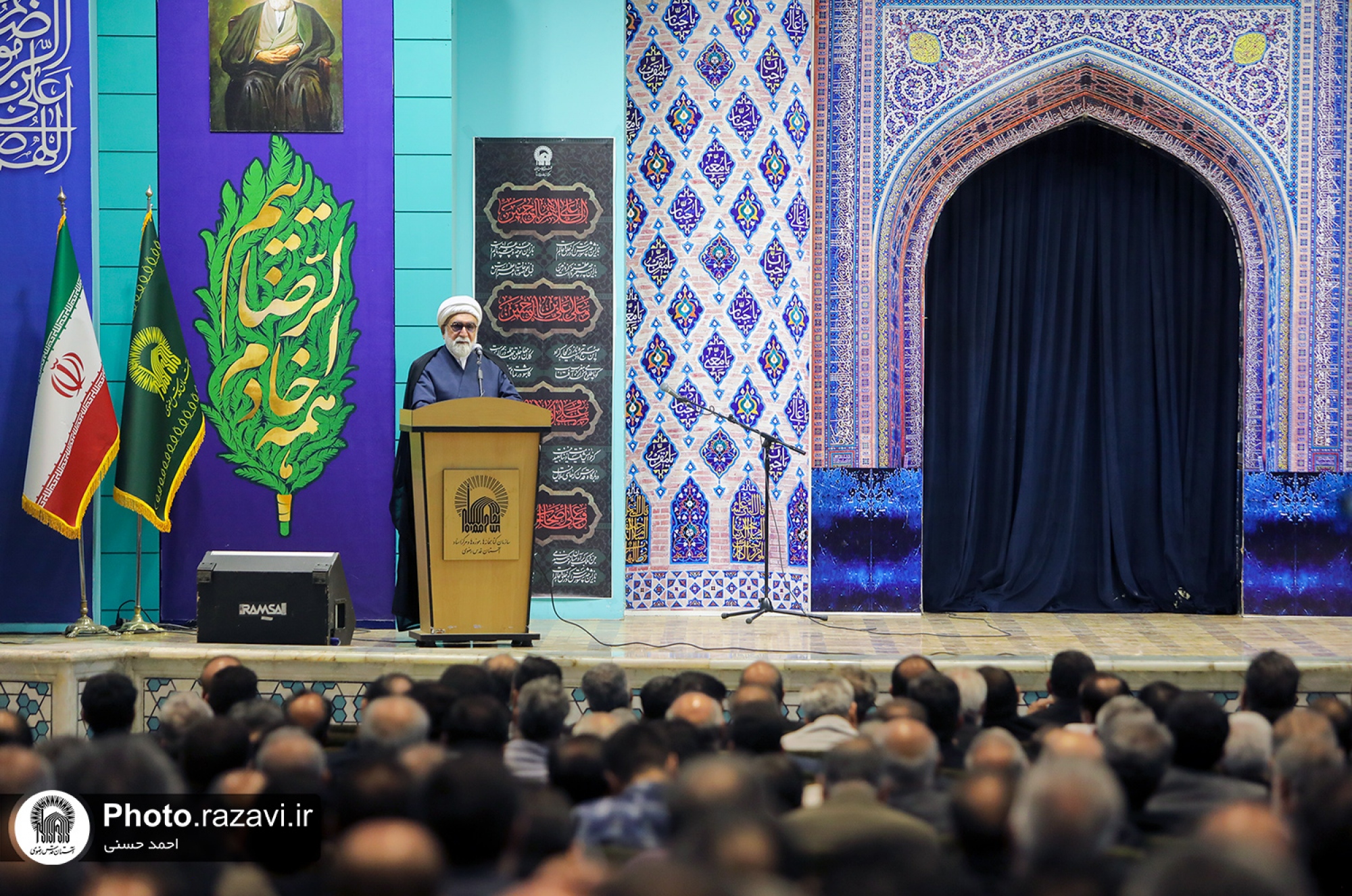 گردهمایی شوراهای مشورتی نخبگانی خادمان و خادمیاران رضوی