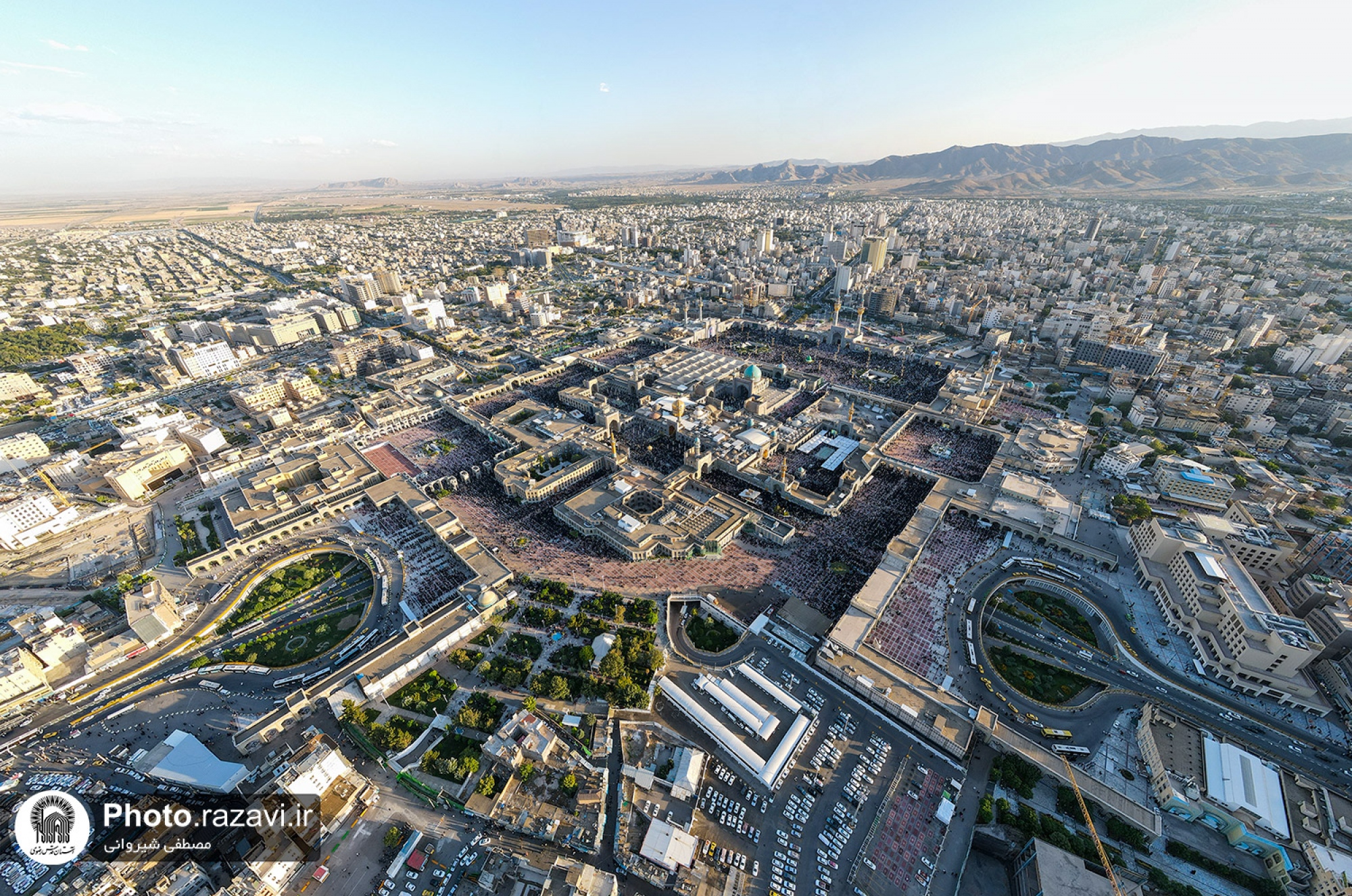 عکس با کیفیت : تصاویر هوایی از حرم امام رضا علیه السلام