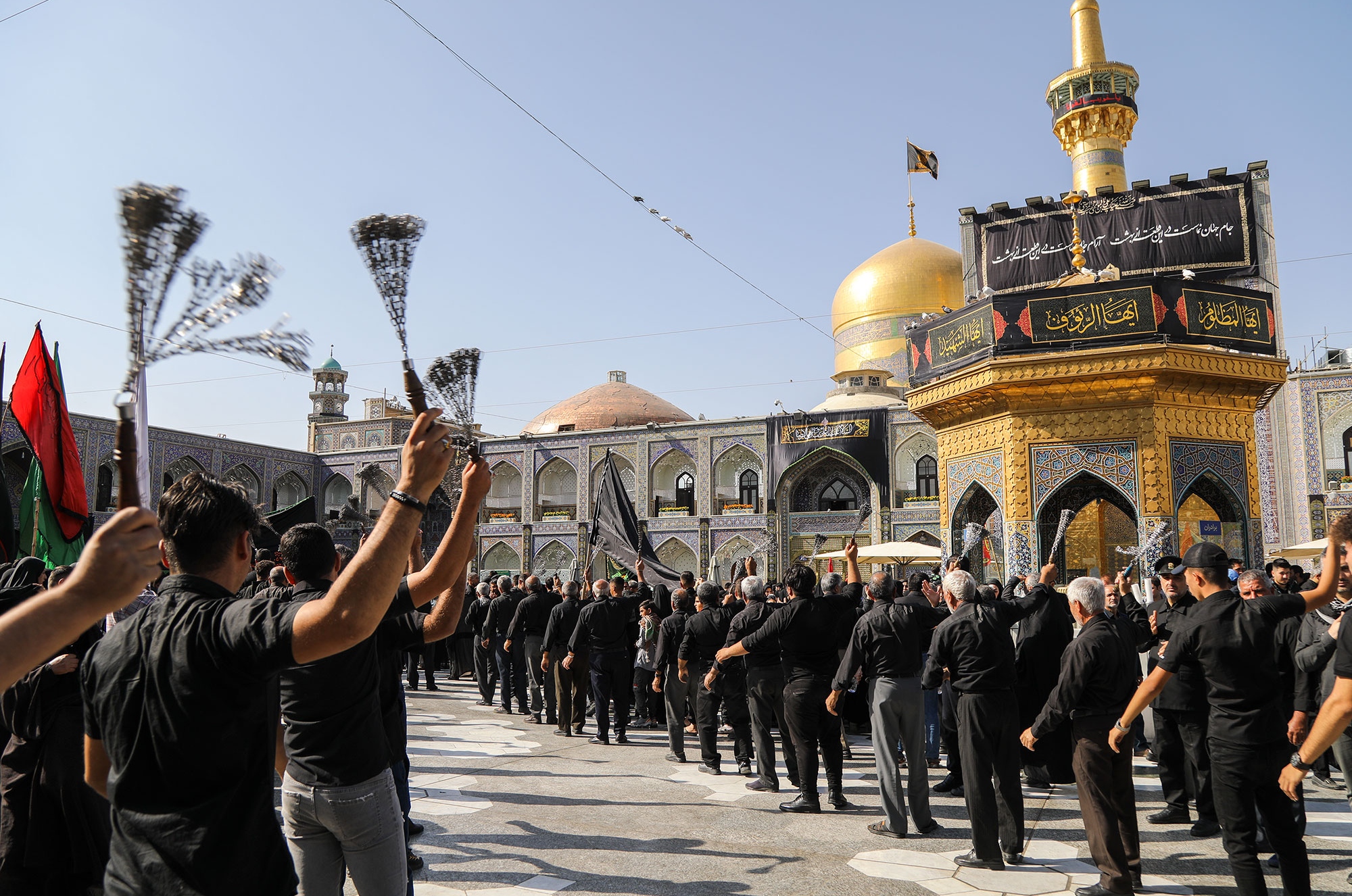 عزاداری روز شهادت امام رضا علیه‌السلام در حرم مطهر رضوی -1