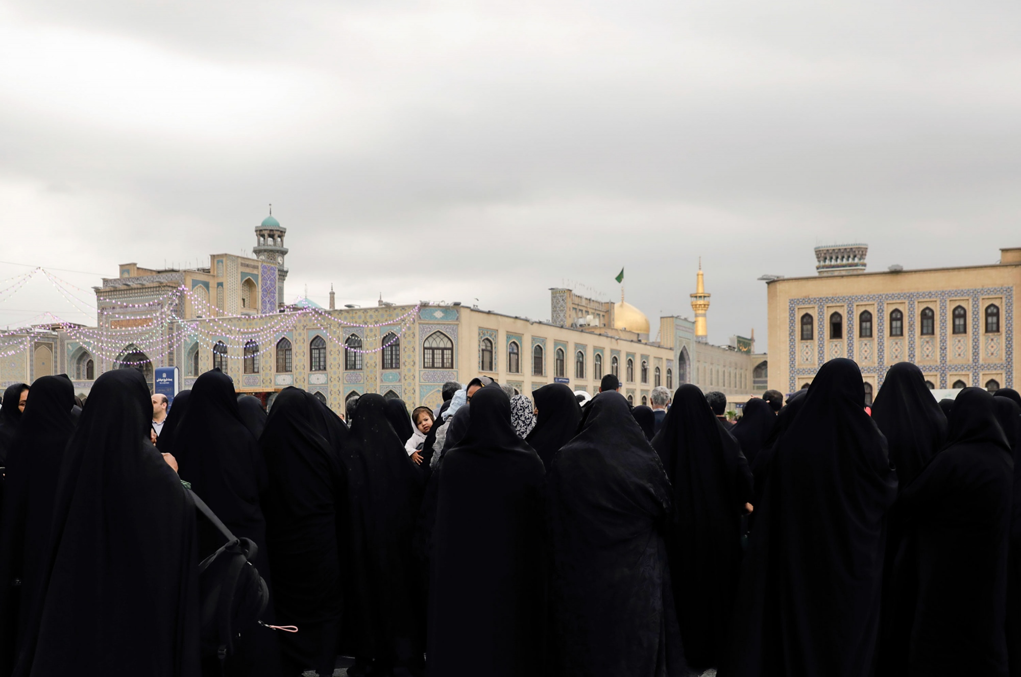 پذیرایی از مجاوران بارگاه منور رضوی در طرح دارالکرامه