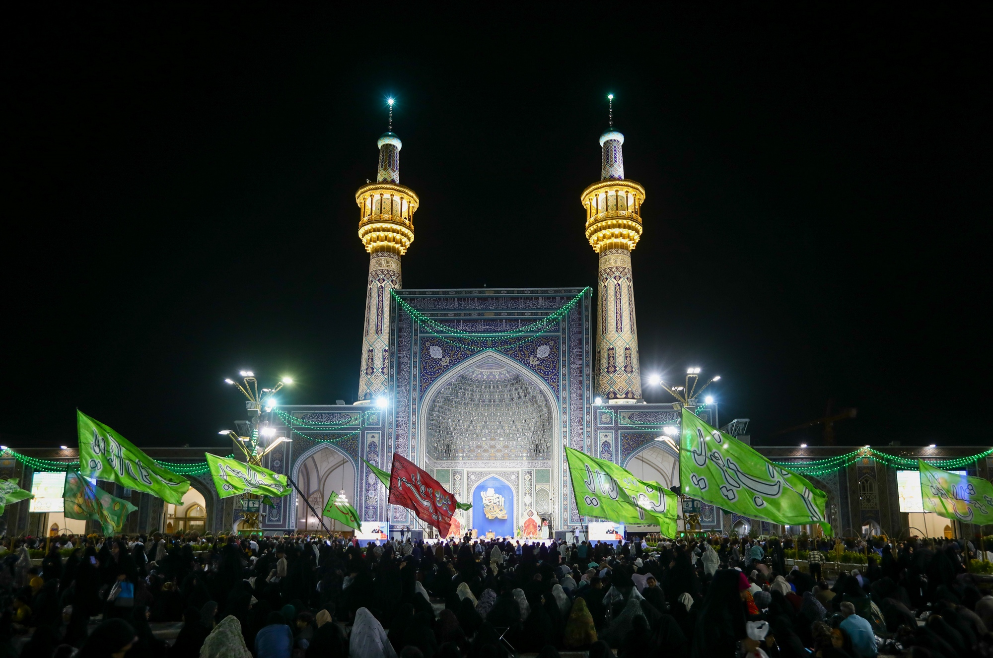 مراسم جشن میلاد امام رضا علیه‌السلام در حرم مطهر رضوی