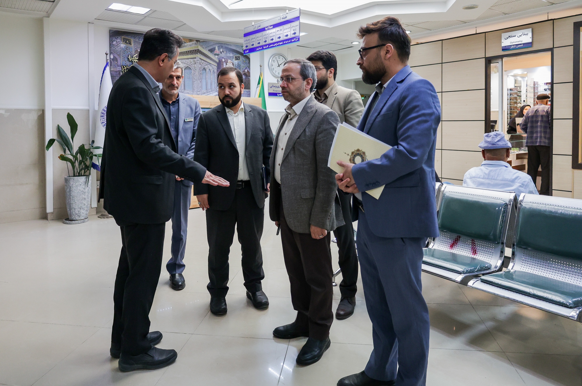 بازدید معاون طرح و برنامه آستان قدس رضوی از دارالشفاء امام
