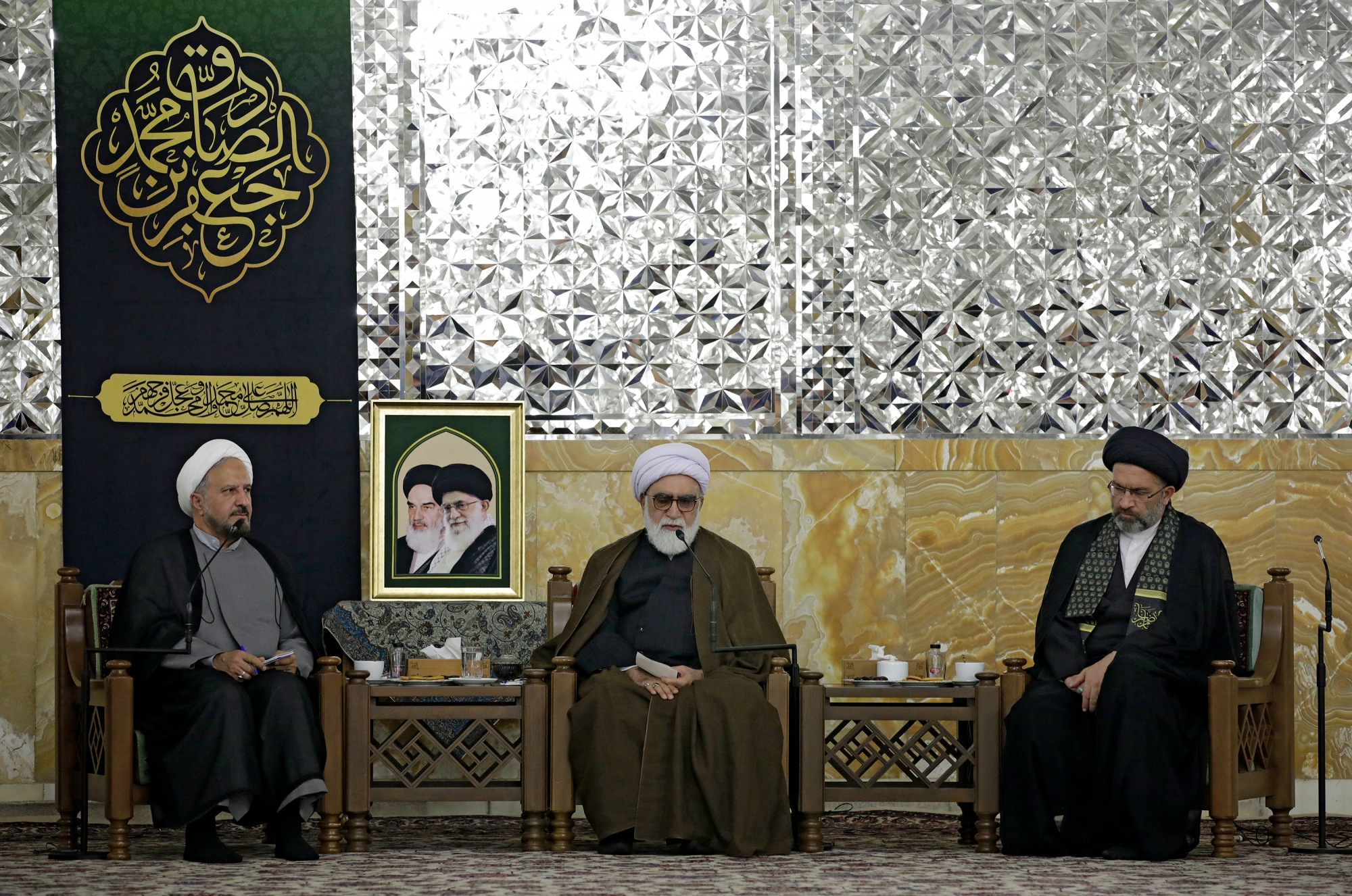 دیدار اعضای ستاد بزرگداشت دهه کرامت با تولیت آستان قدس رضوی