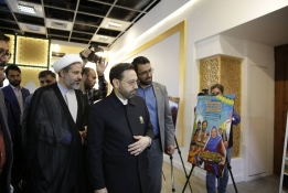 رونمایی از تولیدات رسانه‌ای مرکز ارتباطات و رسانه آستان قدس همزمان با دهه کرامت
