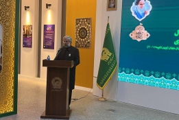 کاپ قهرمانی تیم ملی والیبال به موزه آستان قدس رضوی اهدا شد