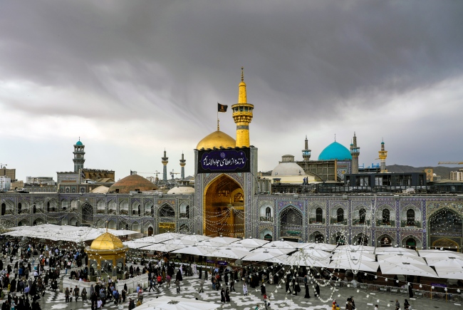 عکس با کیفیت : سیاه پوشی حرم مطهر رضوی به مناسبت شهادت حضرت جواد علیه السلام