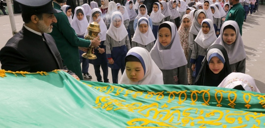 چهارشنبه های امام رضایی در دبستان دخترانه عترت