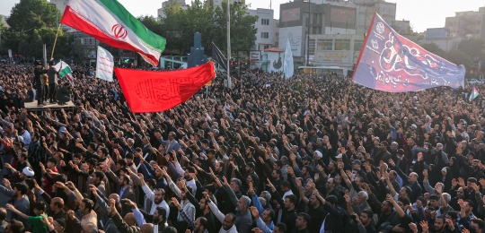 اجتماع مردم مشهد در پی شهادت رئیس جمهور و جمعی از مسئولان-1