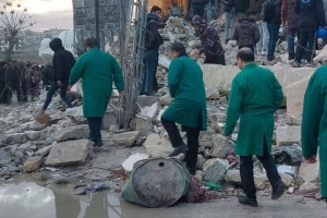 کمک‌رسانی خادمان حرم مطهر رضوی به زلزله‌زدگان حلب سوریه