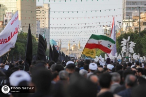 اجتماع مردم مشهد در پی شهادت رئیس جمهور و جمعی از مسئولان