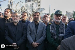 اجتماع مردم مشهد در پی شهادت رئیس جمهور و جمعی از مسئولان