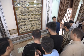 بازدید نخبگان دانشگاه هنر تهران از مجموعه موزه های حرم مطهر رضوی
