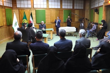 روزنامه آزادی در صد سالگی رونمایی شد