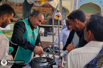 خدمت به زائران اربعین حسینی در نقطه صفر مرزی میرجاوه