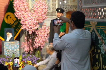 جشن میلاد حضرت معصومه (س) زائران غیر ایرانی در حرم مطهر رضوی