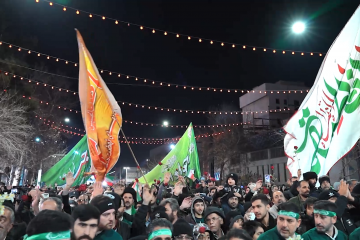 گلباران حرم مطهر رضوی در شب میلاد امام جواد علیه‌السلام