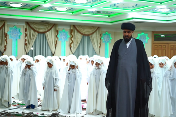 جشن آغاز بندگی و عبادت 