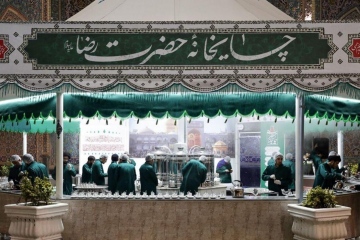 بهره برداری از چایخانه امام رضا (ع) در کرمان با حضور خدام حرم‌مطهر/فیلم