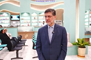 بازدید قائم مقام تولیت آستان قدس رضوی از بیمارستان فوق تخصصی رضوی