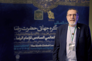 کرامت انسانی و حقوق بشر باید اعتقاد جهانی شود.